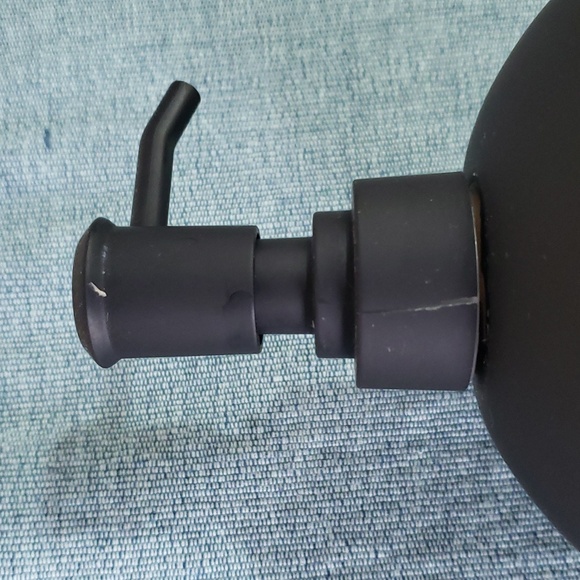 3/$15 Large ceramic kitchen dish soap pump - Picture 7 of 7